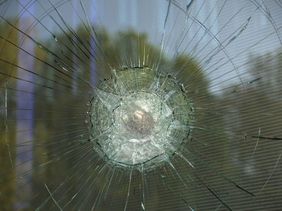 Laminated glass that remains intact after breakage.jpg